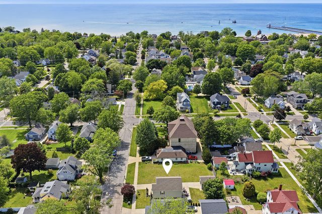 317 Monroe Street, South Haven City, MI 49090