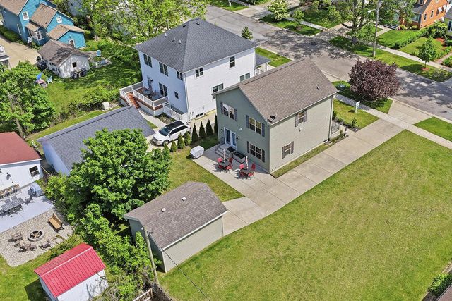 317 Monroe Street, South Haven City, MI 49090