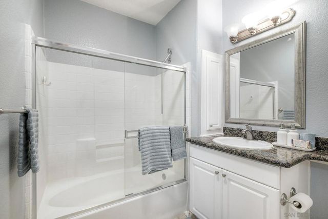 9253 Regents Rd. A305, La Jolla, CA 92037