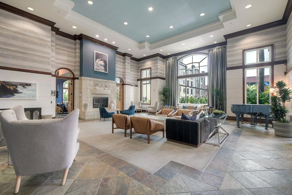 Image 25 of property listing at 9253 Regents Rd. A305, La Jolla, CA 92037