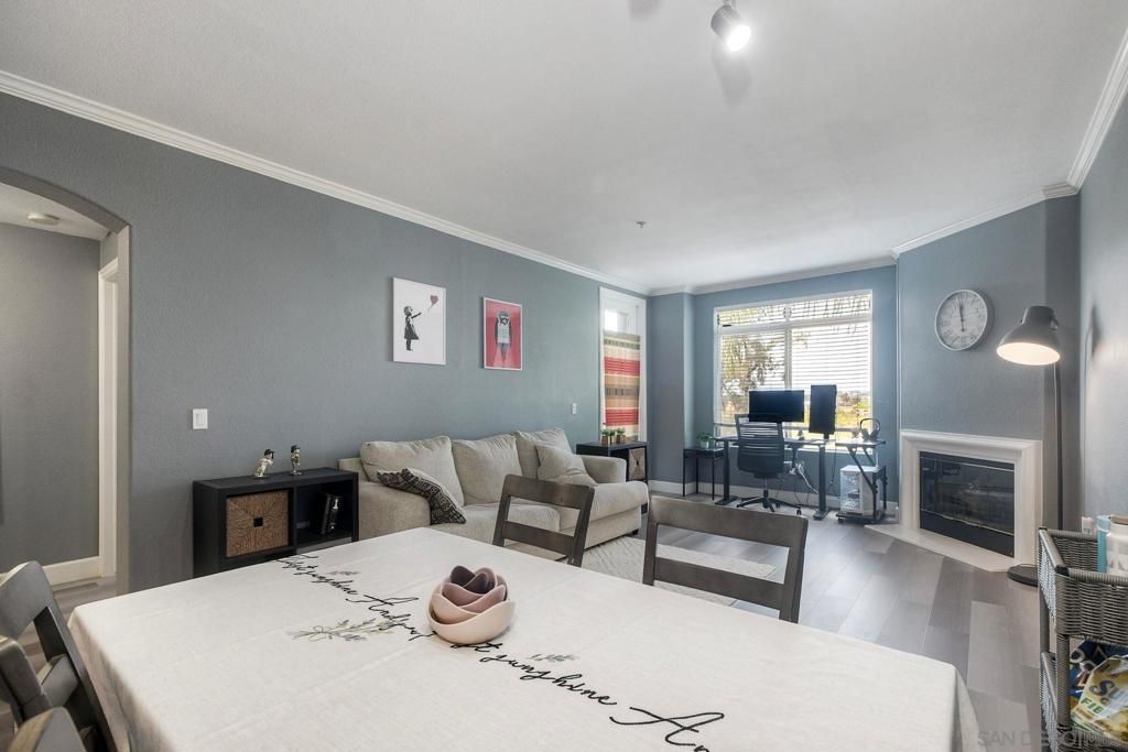 Image 9 of property listing at 9253 Regents Rd. A305, La Jolla, CA 92037