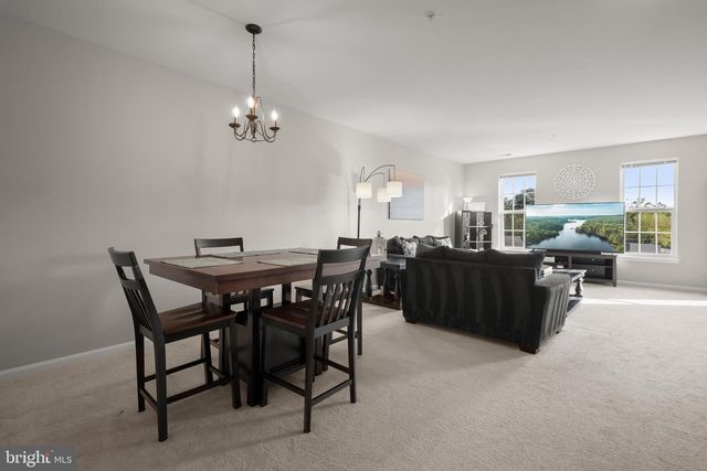 9508 LEE CT, Manassas, VA 20110