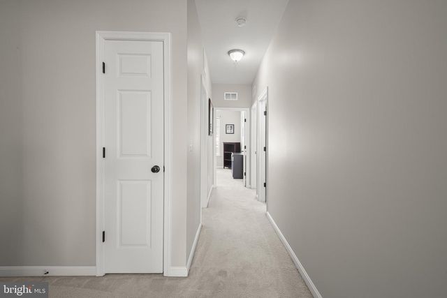 9508 LEE CT, Manassas, VA 20110