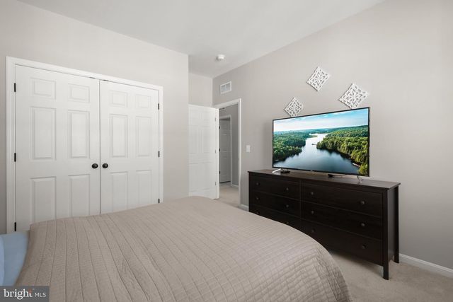 9508 LEE CT, Manassas, VA 20110