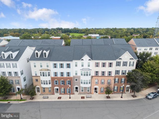 9508 LEE CT, Manassas, VA 20110