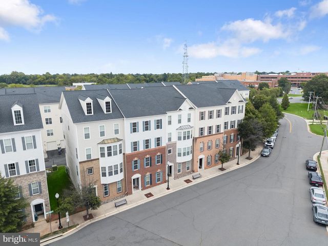 9508 LEE CT, Manassas, VA 20110