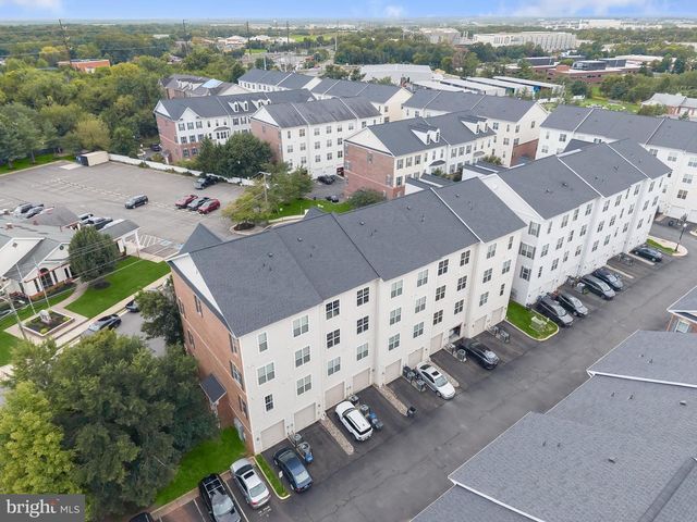 9508 LEE CT, Manassas, VA 20110