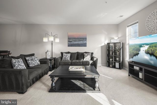 9508 LEE CT, Manassas, VA 20110