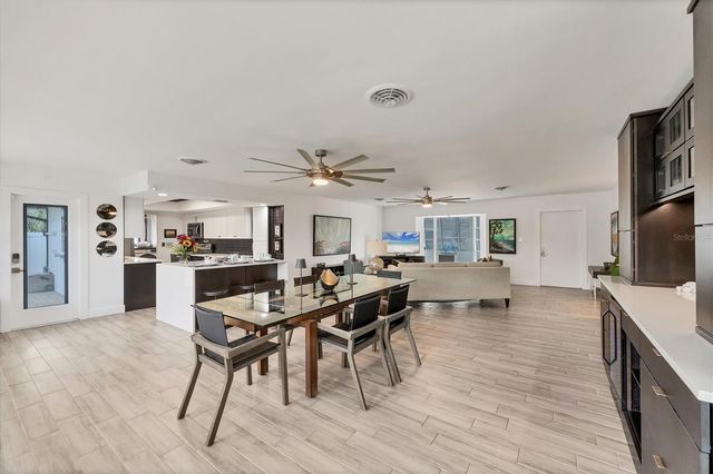 527 BELLAIRE DRIVE, Venice, FL 34293