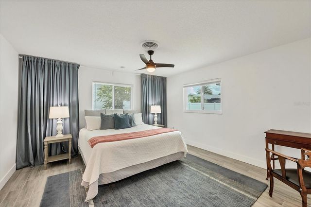 527 BELLAIRE DRIVE, Venice, FL 34293