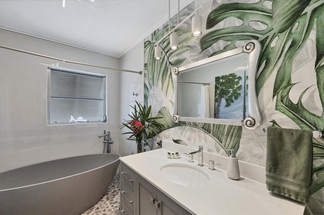 527 BELLAIRE DRIVE, Venice, FL 34293