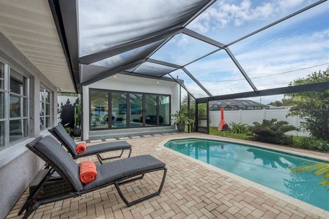 527 BELLAIRE DRIVE, Venice, FL 34293