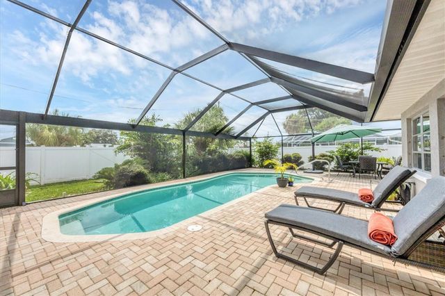 527 BELLAIRE DRIVE, Venice, FL 34293
