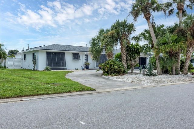 527 BELLAIRE DRIVE, Venice, FL 34293