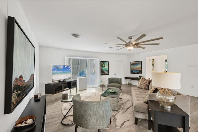 527 BELLAIRE DRIVE, Venice, FL 34293