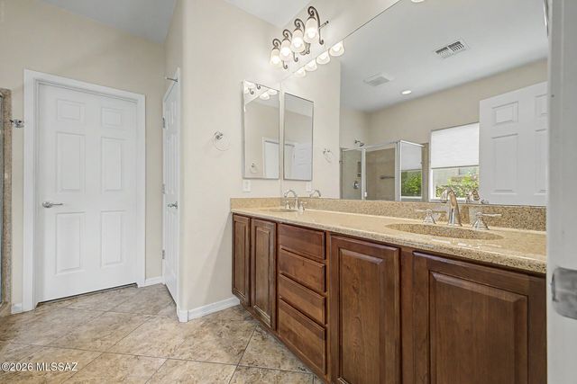 1283 W Vinovo Pass, Oro Valley, AZ 85755