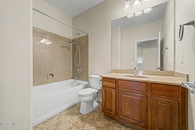 1283 W Vinovo Pass, Oro Valley, AZ 85755