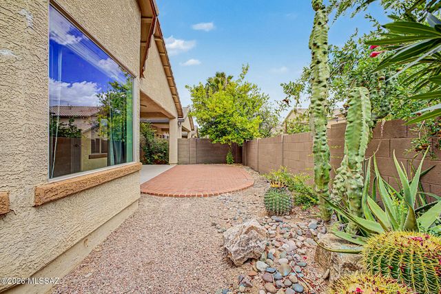 1283 W Vinovo Pass, Oro Valley, AZ 85755