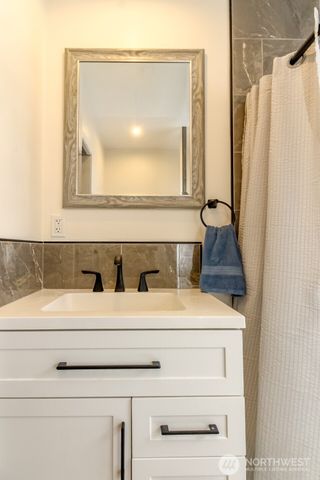 414 7th Street SW, Puyallup, WA 98374