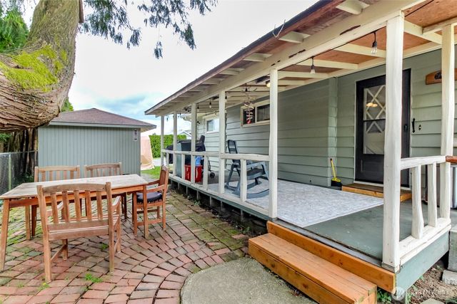 414 7th Street SW, Puyallup, WA 98374