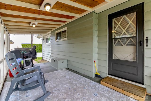 414 7th Street SW, Puyallup, WA 98374