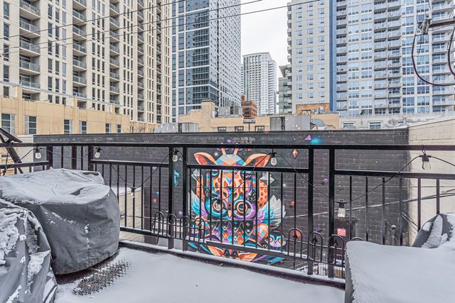 1307 S Wabash Avenue 301, Chicago, IL 60605