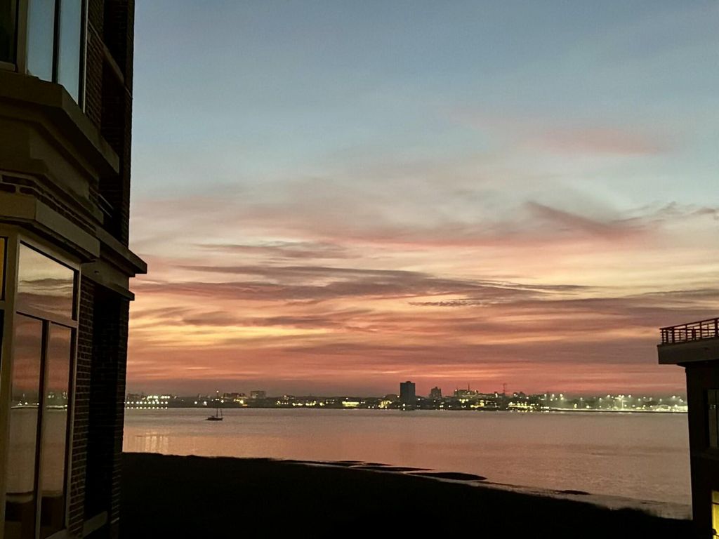 Image 14 of property listing at 161 N Plaza Court 501, Mount Pleasant, SC 29464