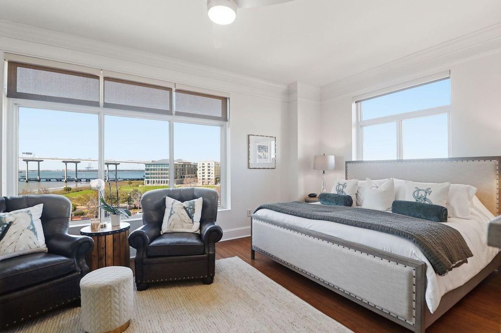 Image 31 of property listing at 161 N Plaza Court 501, Mount Pleasant, SC 29464