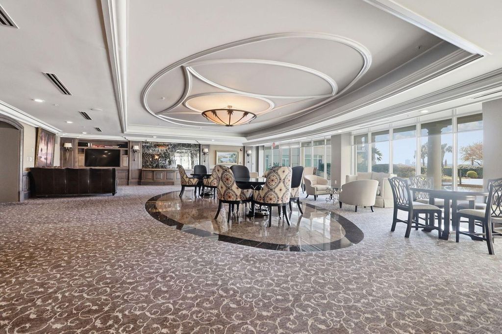 Image 44 of property listing at 161 N Plaza Court 501, Mount Pleasant, SC 29464