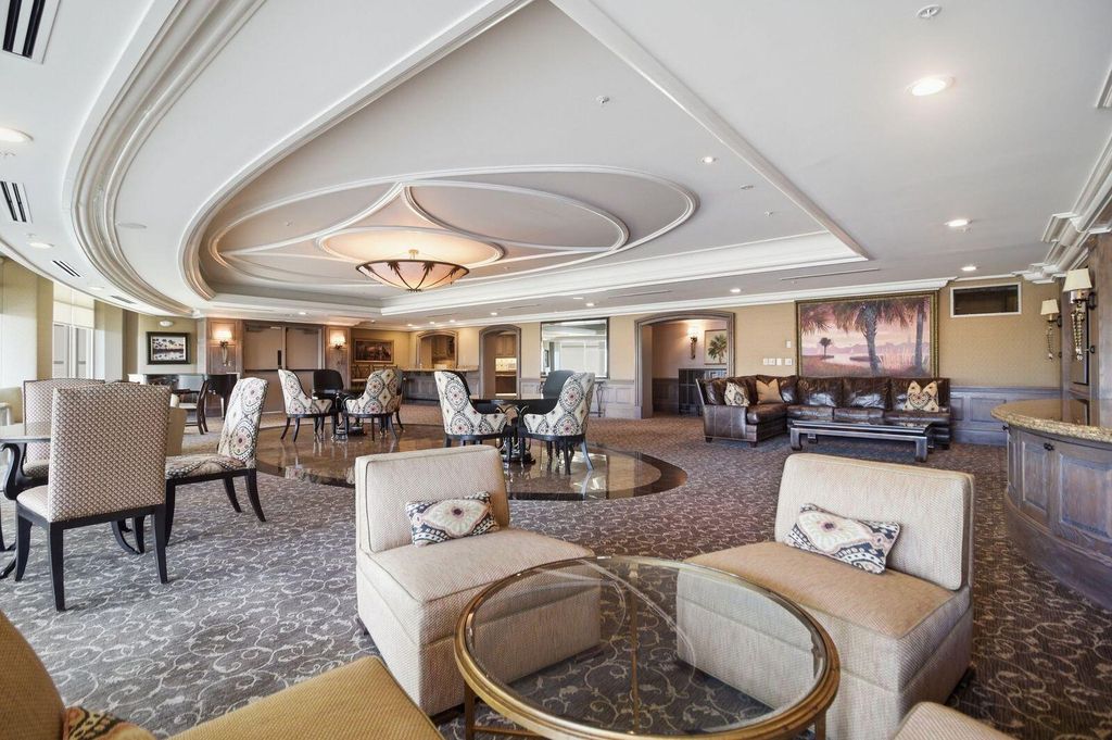 Image 45 of property listing at 161 N Plaza Court 501, Mount Pleasant, SC 29464