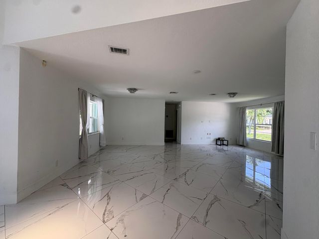 641 NW 28TH Street, Wilton Manors, FL 33311