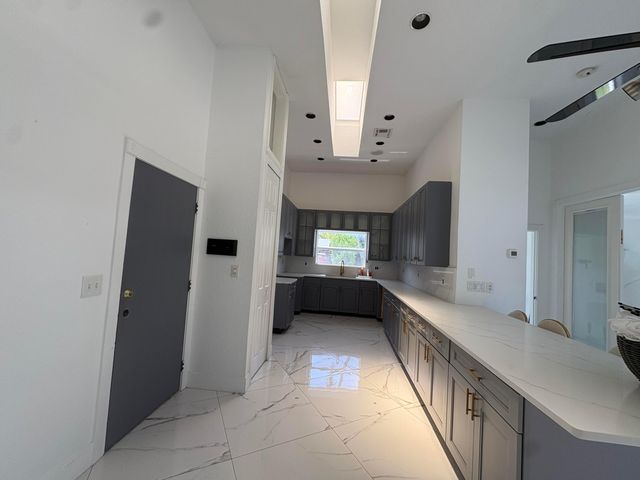 641 NW 28TH Street, Wilton Manors, FL 33311