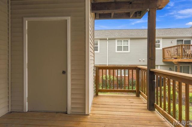 1445 Thrush Place, Brentwood, MO 63144