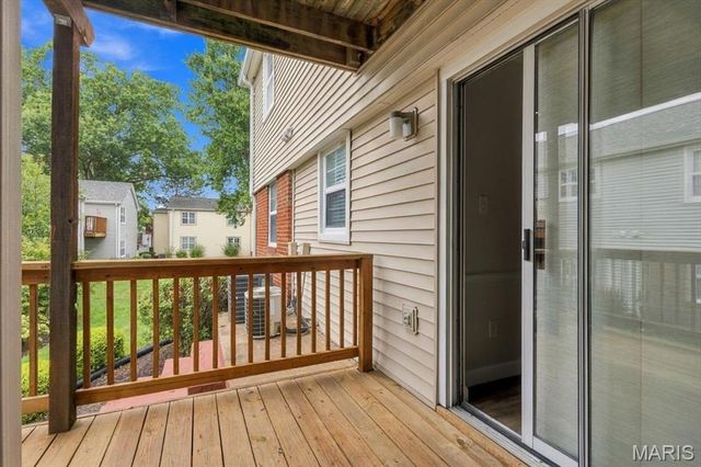 1445 Thrush Place, Brentwood, MO 63144