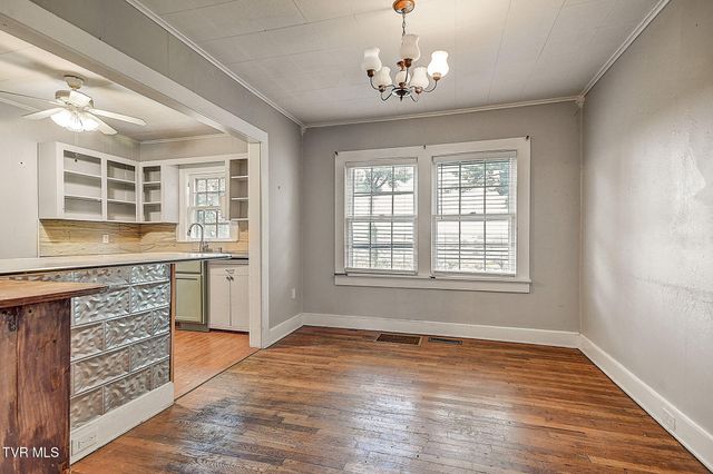 1702 Pierce Street, Kingsport, TN 37664