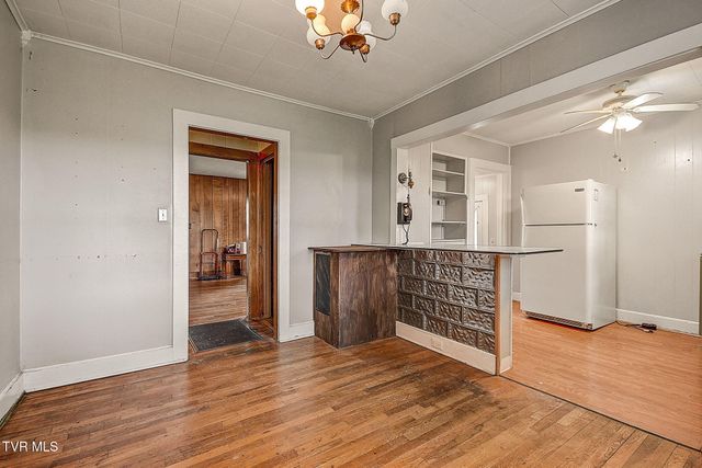 1702 Pierce Street, Kingsport, TN 37664