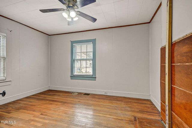 1702 Pierce Street, Kingsport, TN 37664