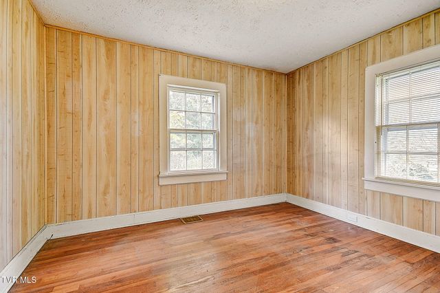 1702 Pierce Street, Kingsport, TN 37664