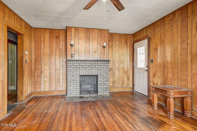 1702 Pierce Street, Kingsport, TN 37664