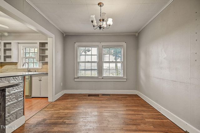 1702 Pierce Street, Kingsport, TN 37664