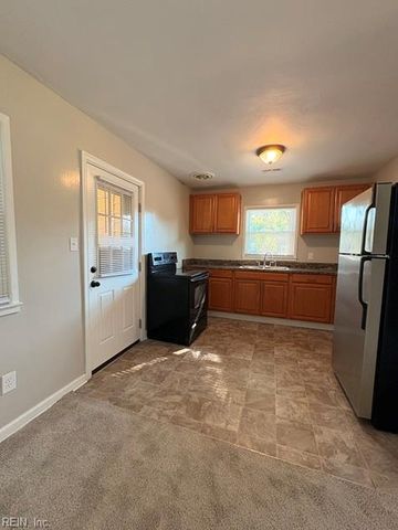 15 Culpepper AVE, Newport News, VA 23606