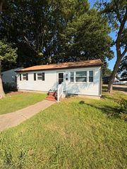 15 Culpepper AVE, Newport News, VA 23606