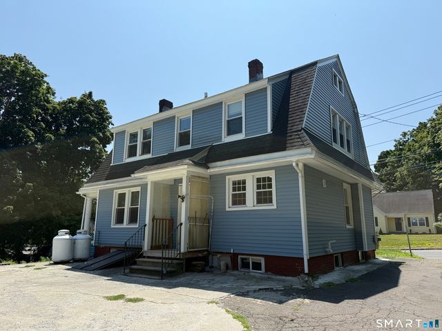 4 Bishop Street, North Haven, CT 06473