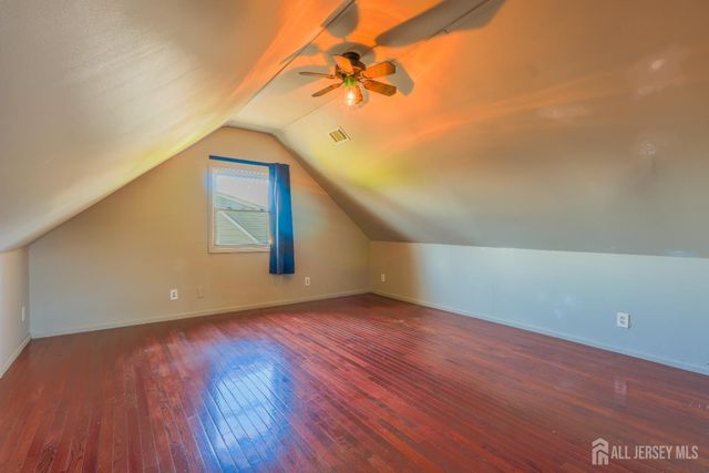 25 Ovington Avenue, Edison, NJ 08817