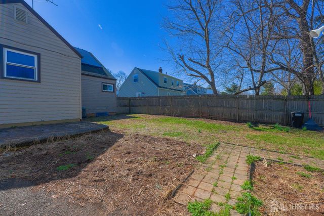 25 Ovington Avenue, Edison, NJ 08817