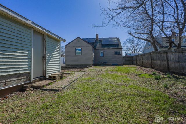 25 Ovington Avenue, Edison, NJ 08817