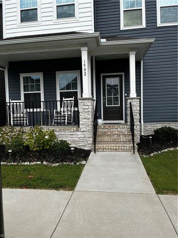1520 Waltham LN, Newport News, VA 23608