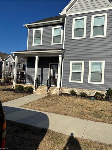 1520 Waltham LN, Newport News, VA 23608