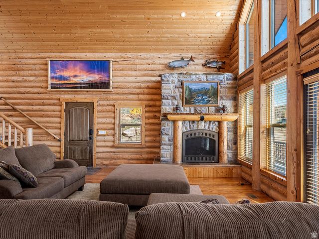 2372 S HIDAWAY CIR, Garden City, UT 84028