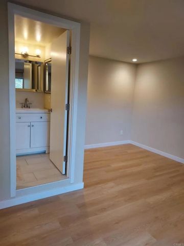 11015 Dutton Drive, La Mesa, CA 91941